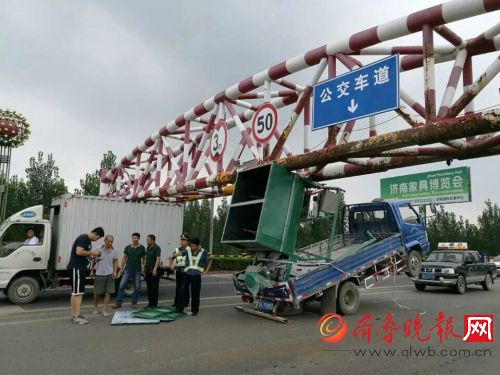 济南高速车祸最新情况概览